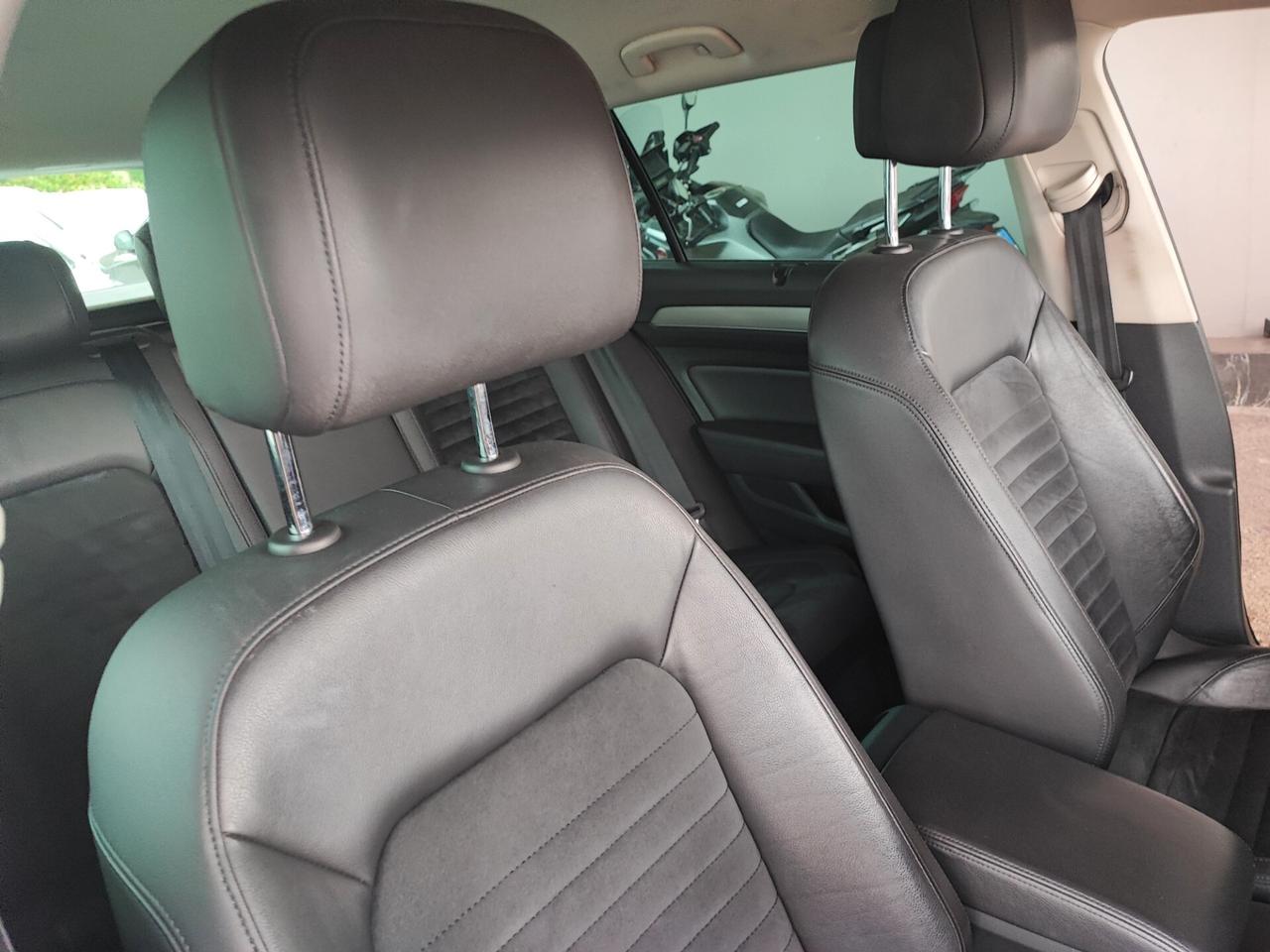 Volkswagen Passat Variant 2.0 TDI Highline BlueMotion Technology