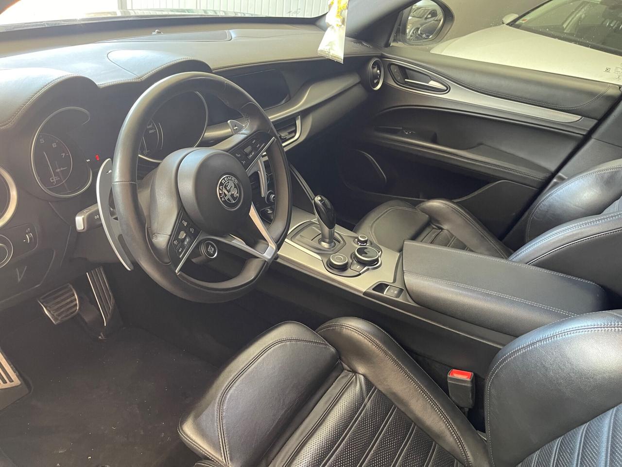 Alfa Romeo Stelvio 2.0 Turbo 280 CV AT8 Q4 Veloce