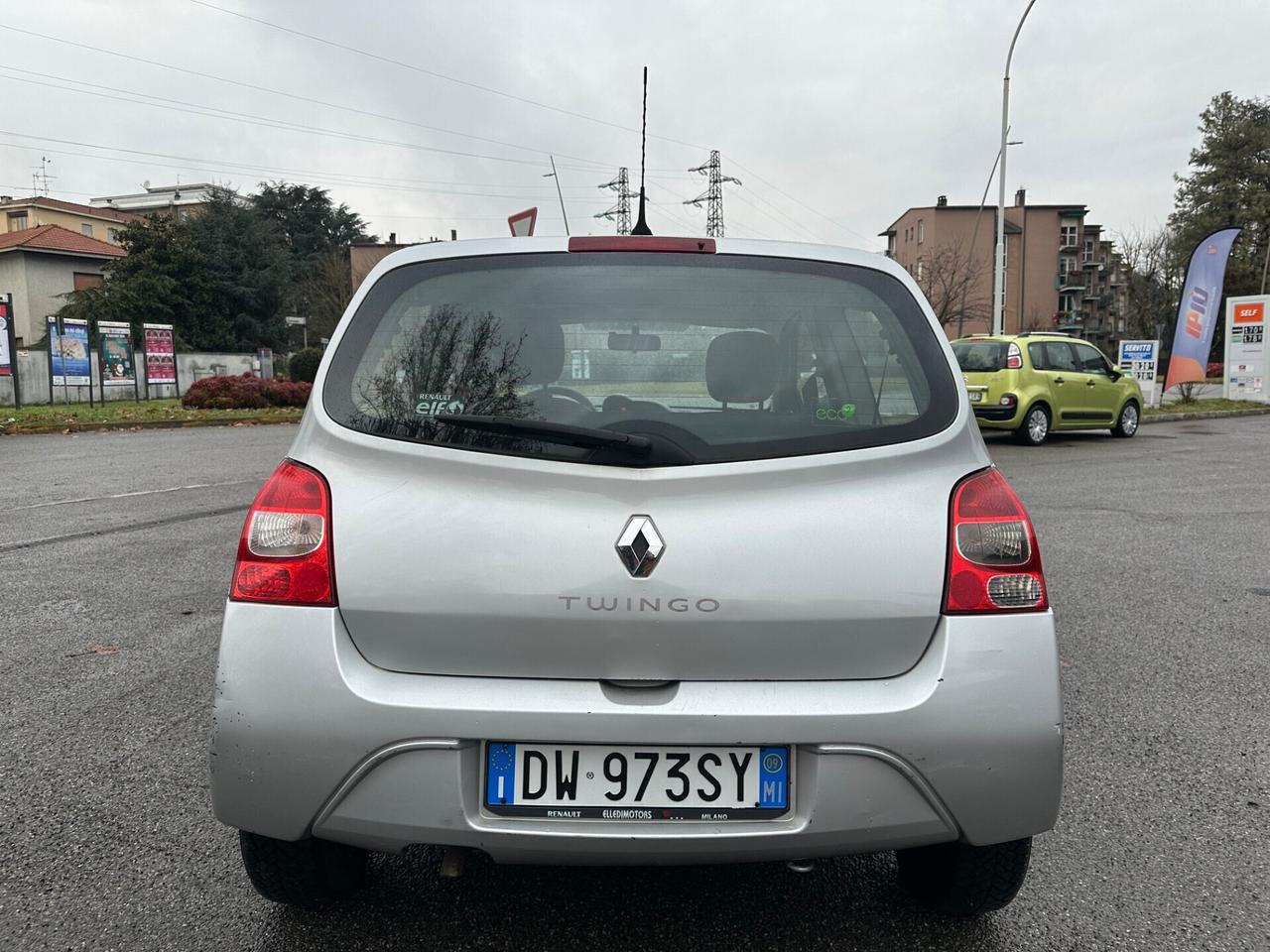 Renault Twingo 1.2 BENZ - NEOPATENTATI