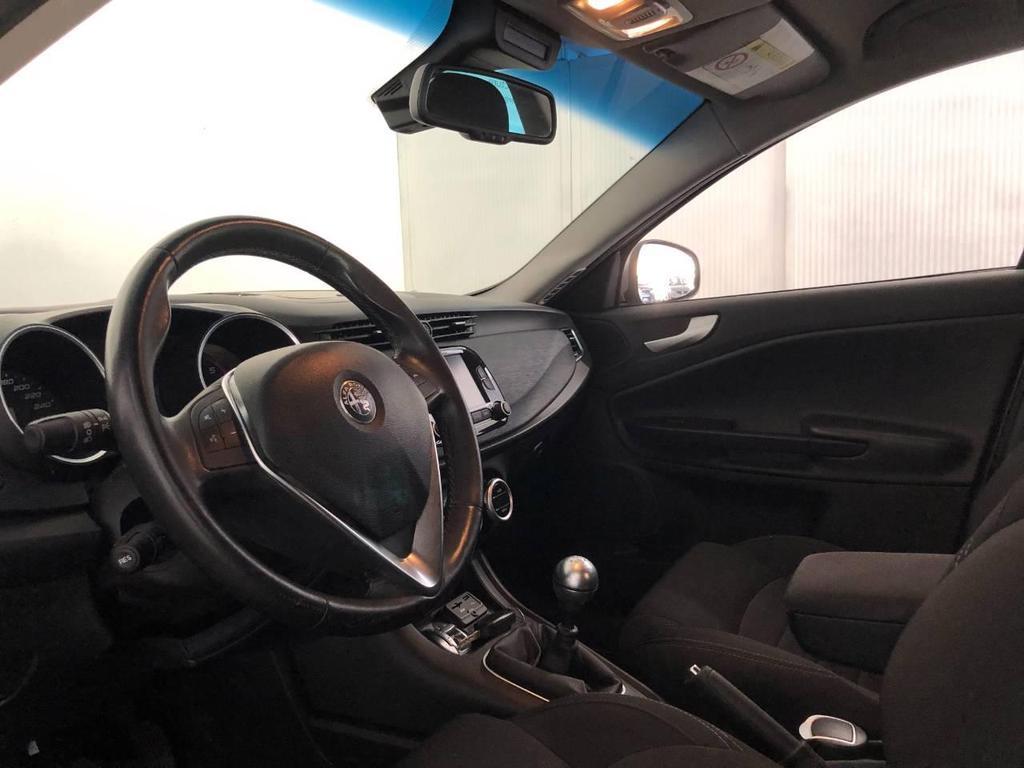 Alfa Romeo Giulietta 1.6 JTDm Super