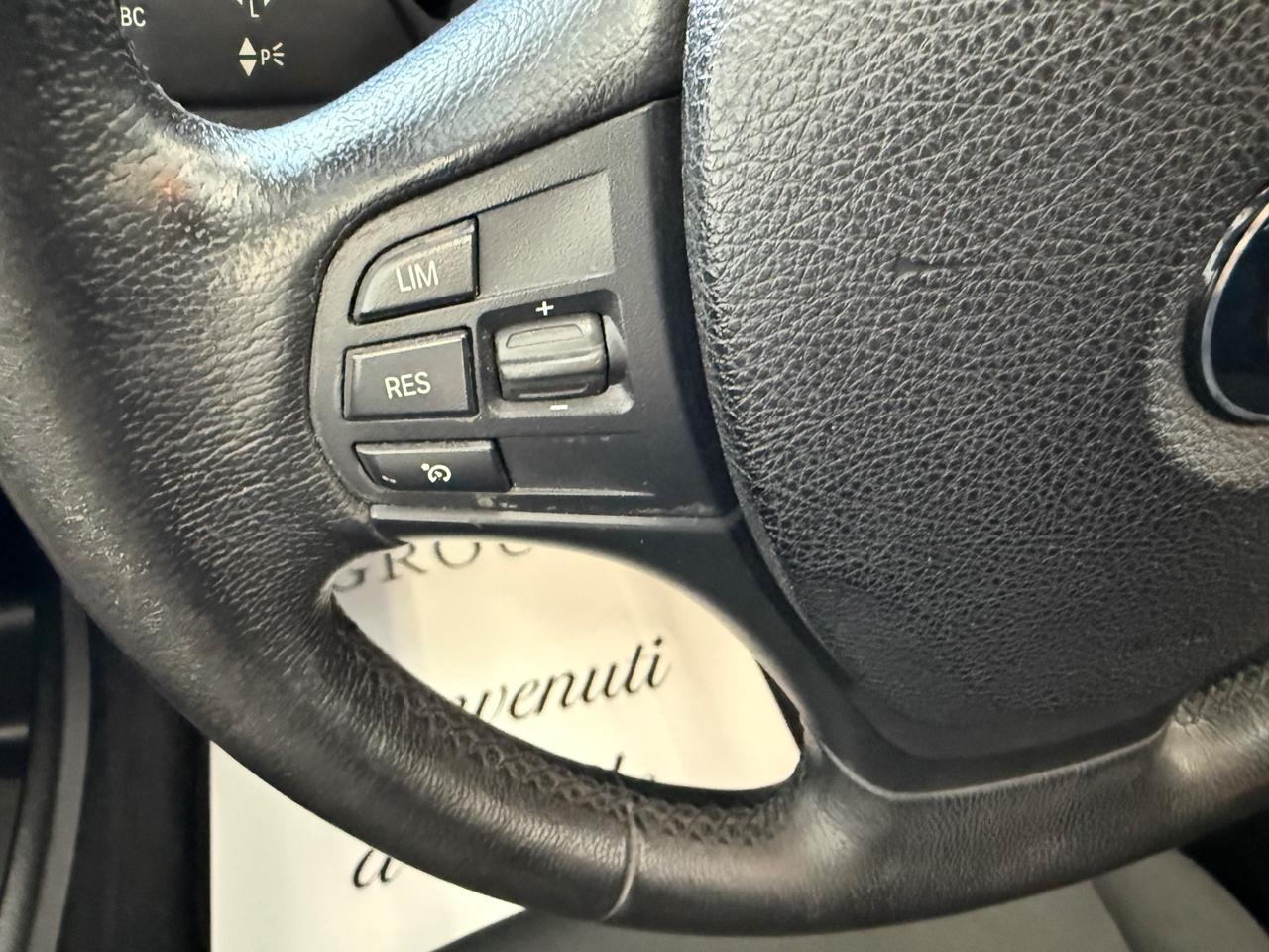 BMW 318d Business 143cv automatica