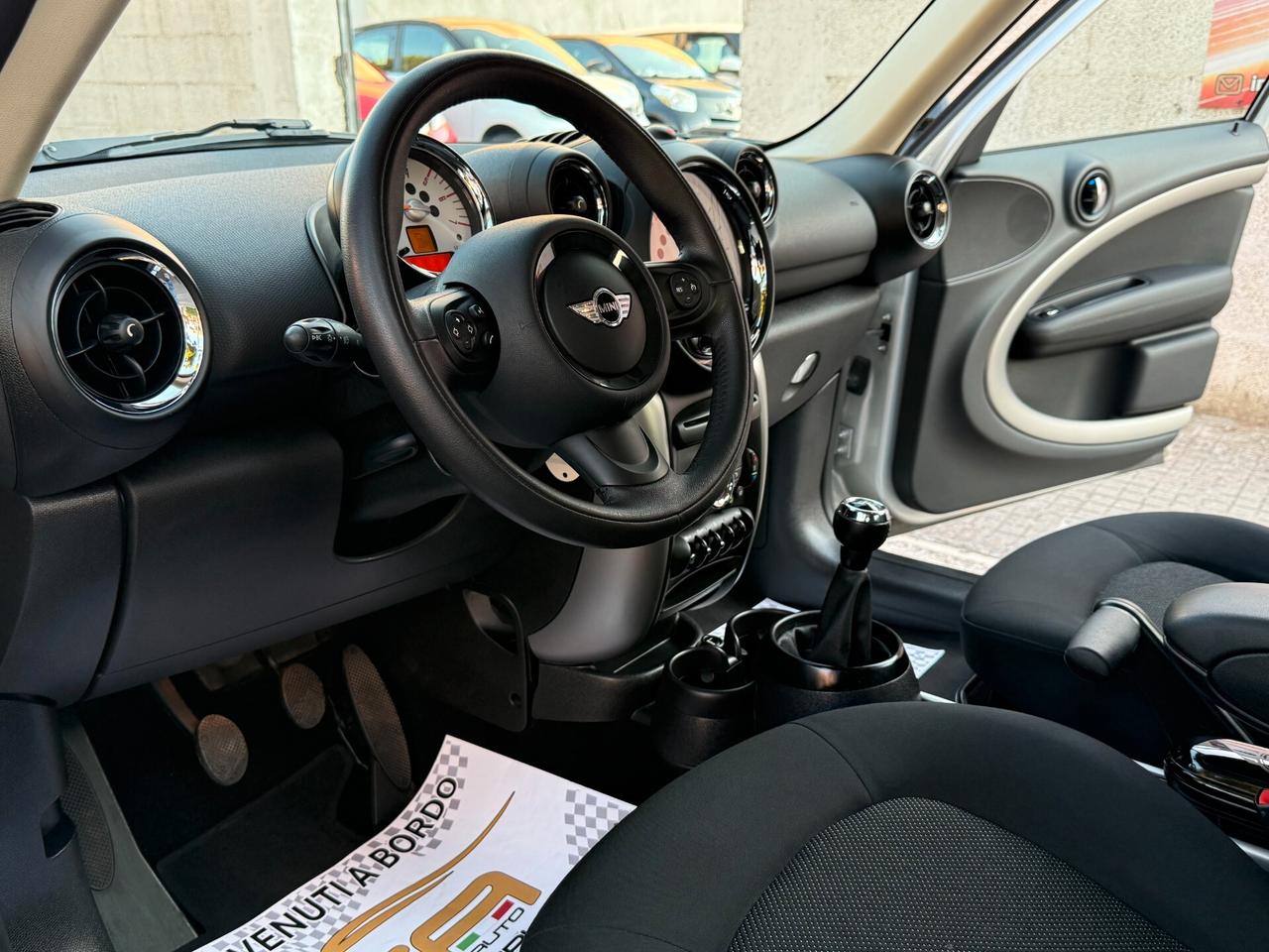 Mini Cooper D 1.6 Countryman *PACK LUCI - 2014