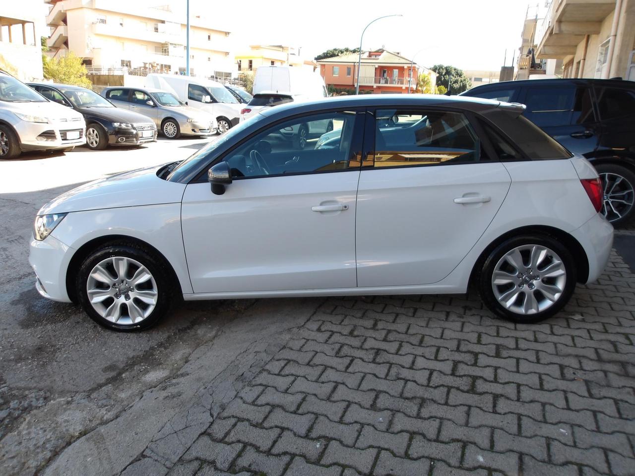Audi A1 Sportback 1.6 tdi Ambition s-tronic