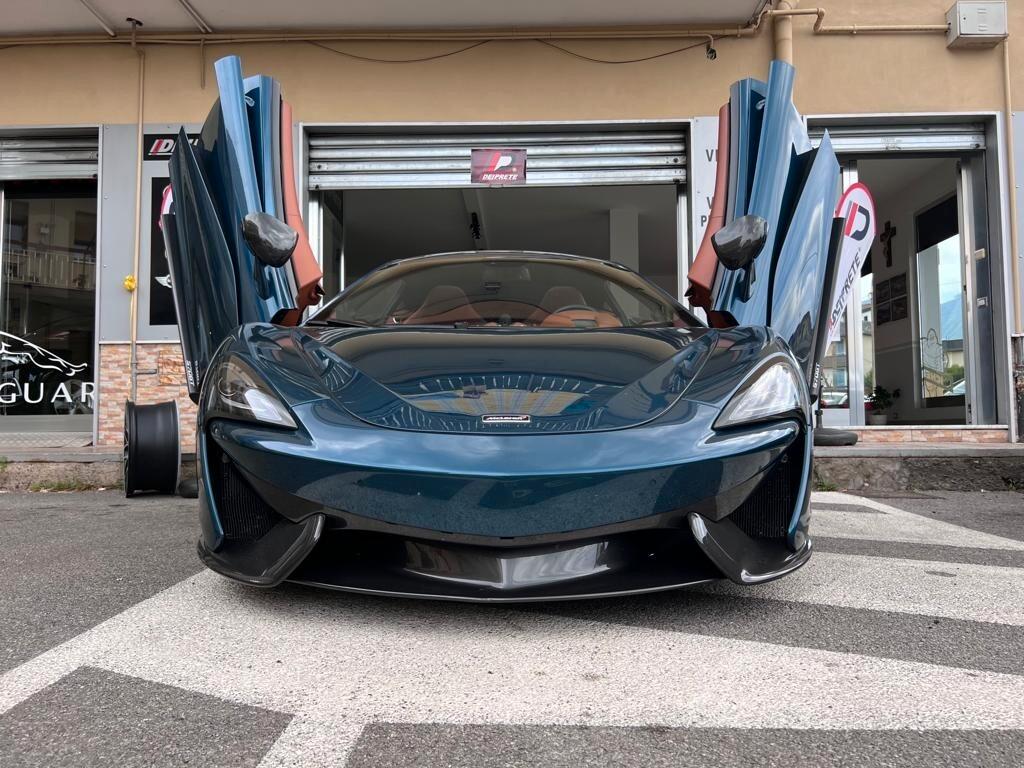 Mclaren 570GT Coupé - full carbon