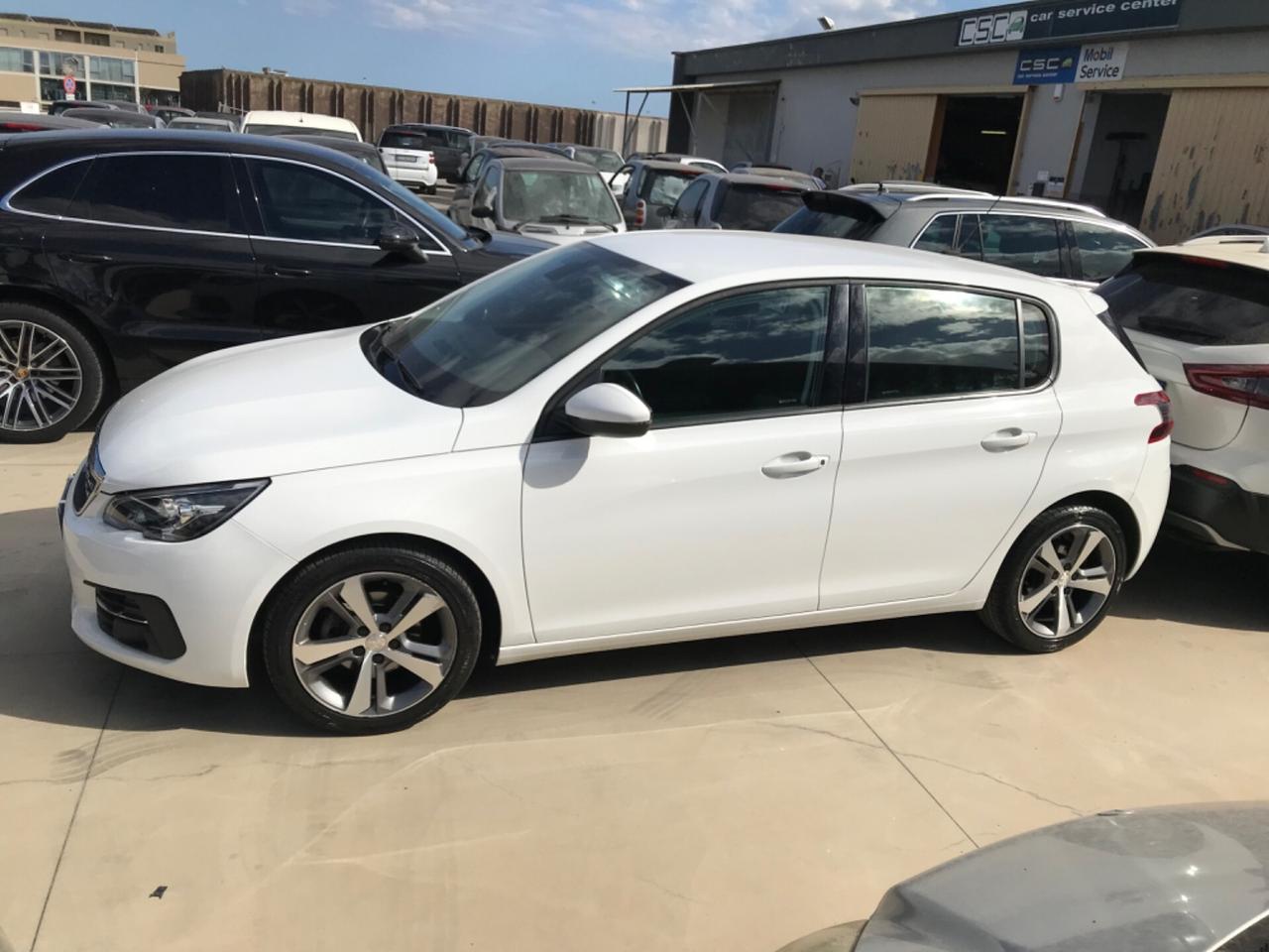 Peugeot 308 BlueHDi 130 S&S Allure