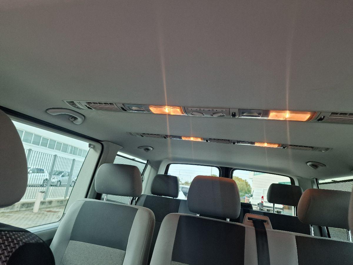 VOLKSWAGEN - Caravelle T5 4MOTION 8 POSTI