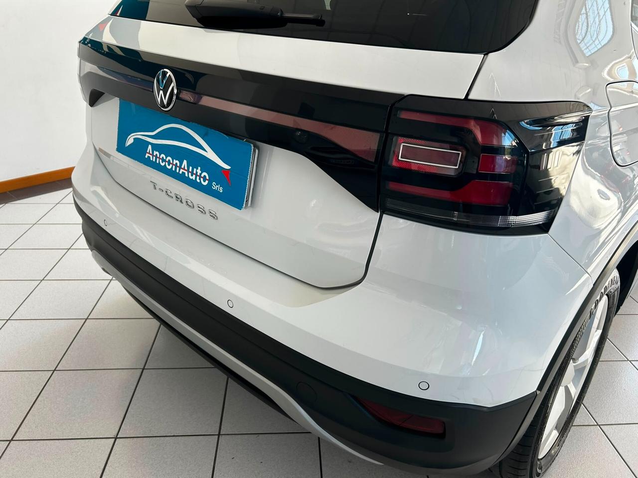 VW T-Cross 1.6 TDI x neopatentati 2020
