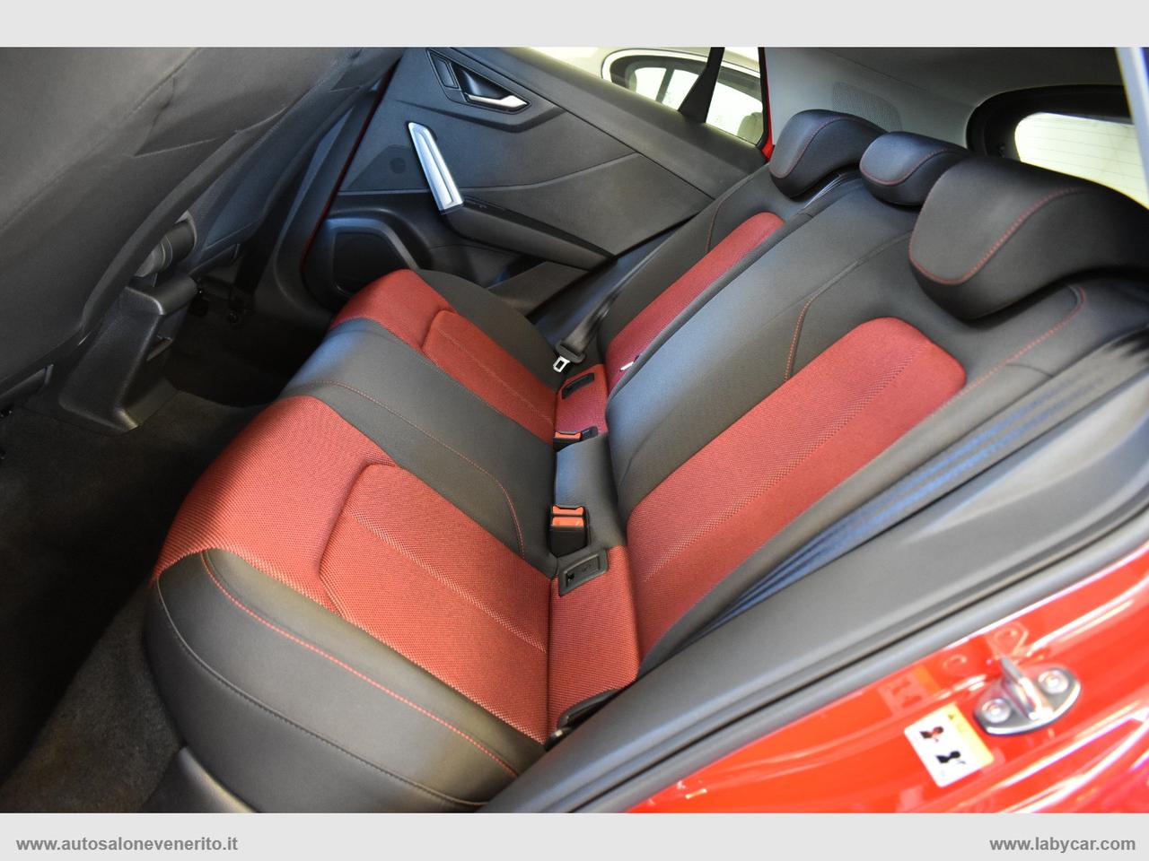 AUDI Q2 30 TDI S tronic Identity Black