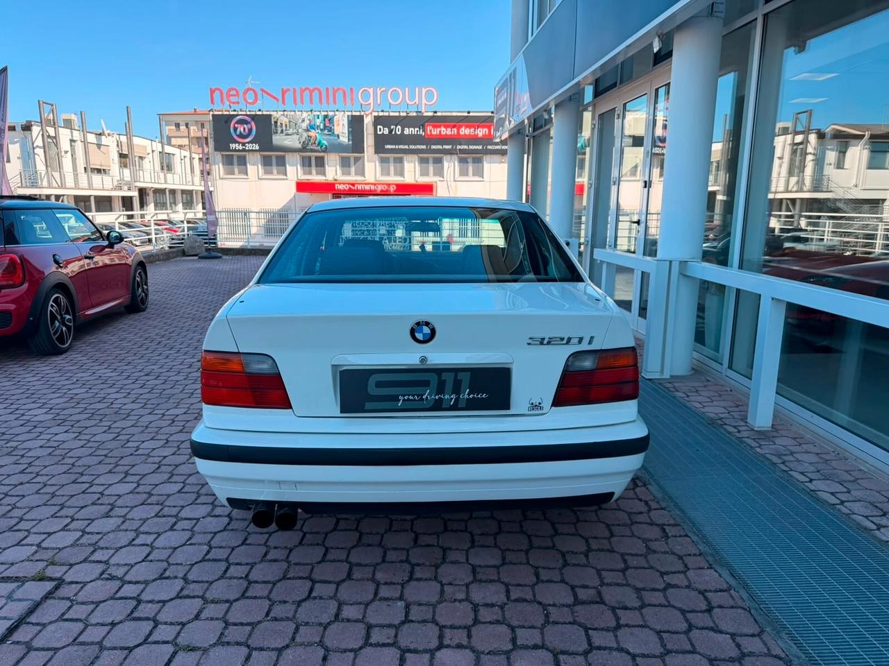 Bmw 320 320i 4 porte