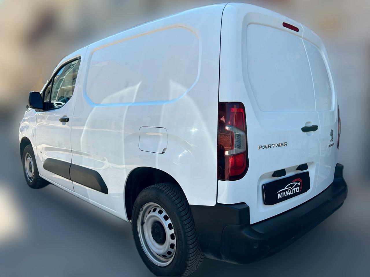 Peugeot Partner 1.5 BLUEHDI 100cv L1 PREMIUM (PREZZO IVATO)