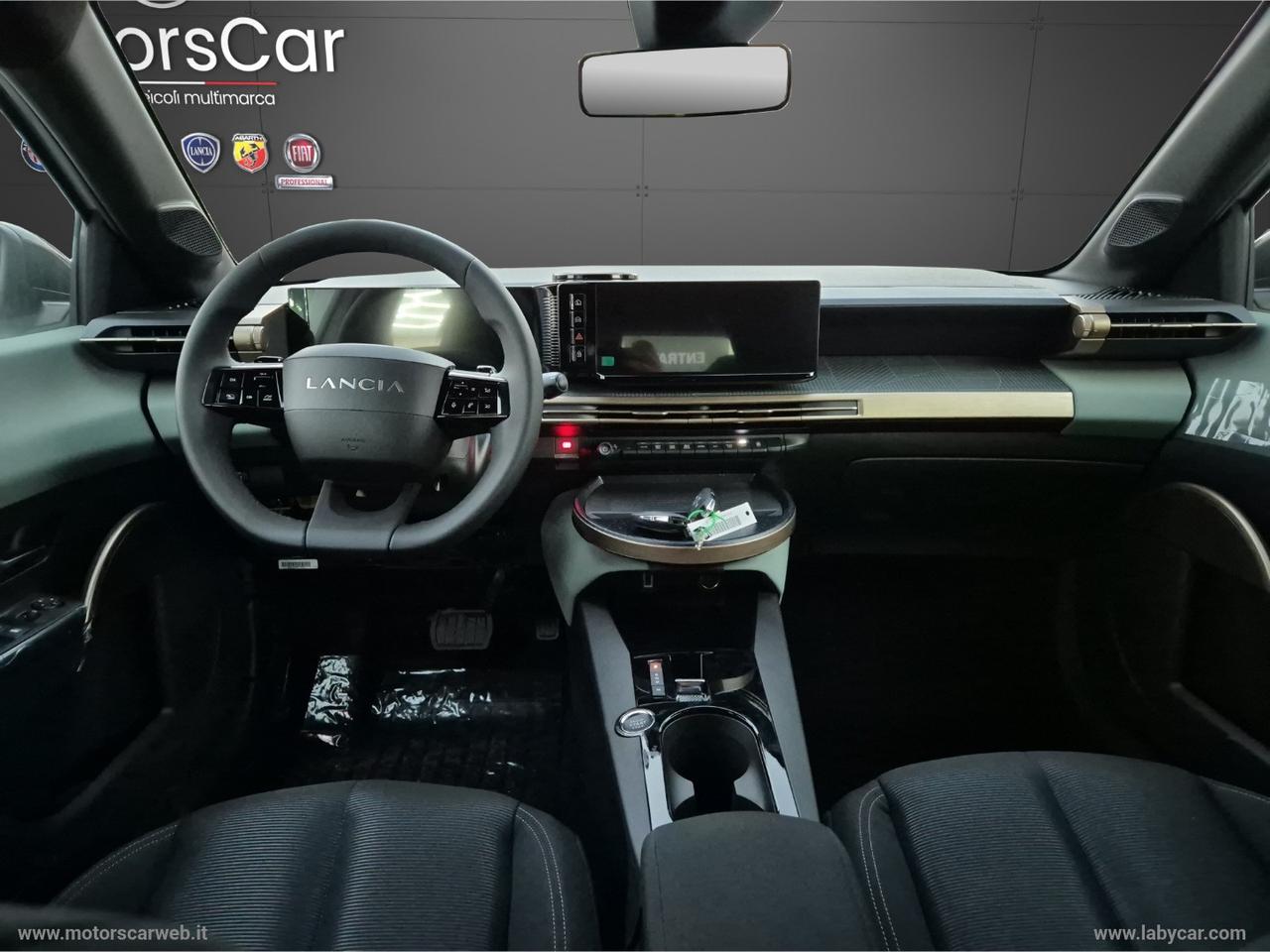 LANCIA Ypsilon Hybrid e-DCT