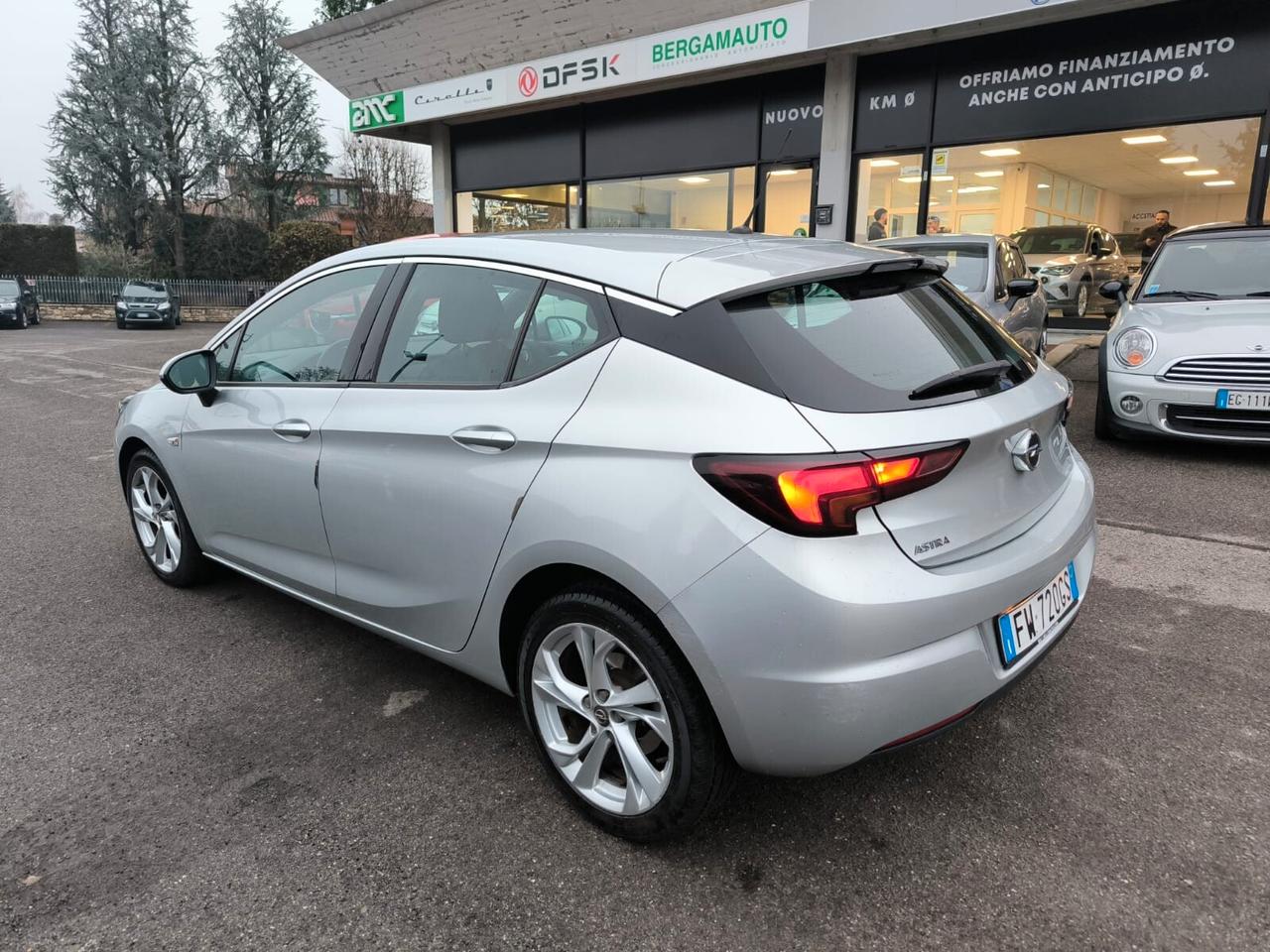 Opel Astra 1.6 CDTi 136CV Start&Stop 5 porte Innovation *NEOPATENTATI*EURO6B*