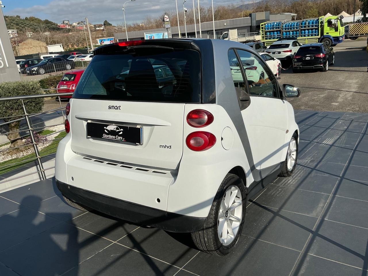 Smart ForTwo 1000 62 kW coupé passion