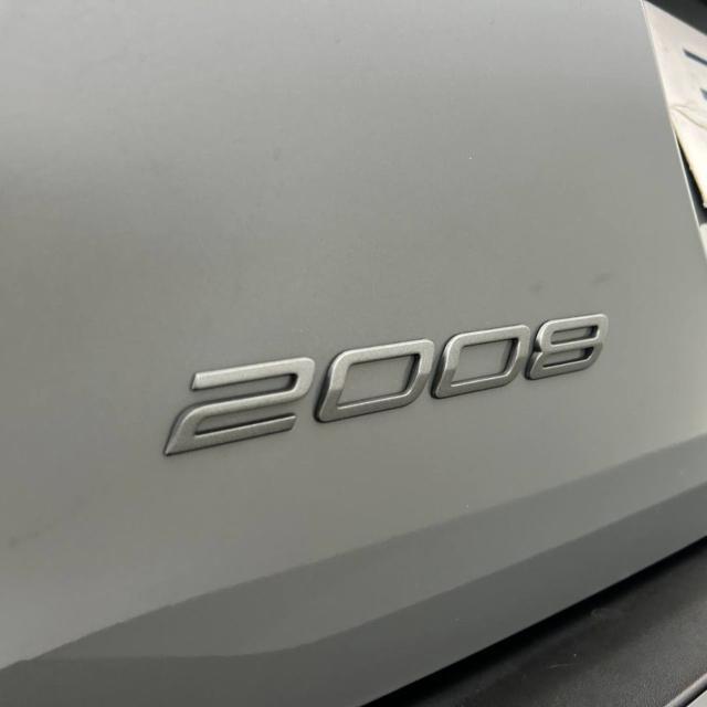 PEUGEOT 2008 PureTech 100 S&S Allure VISION PACK & DRIVE ASSIST