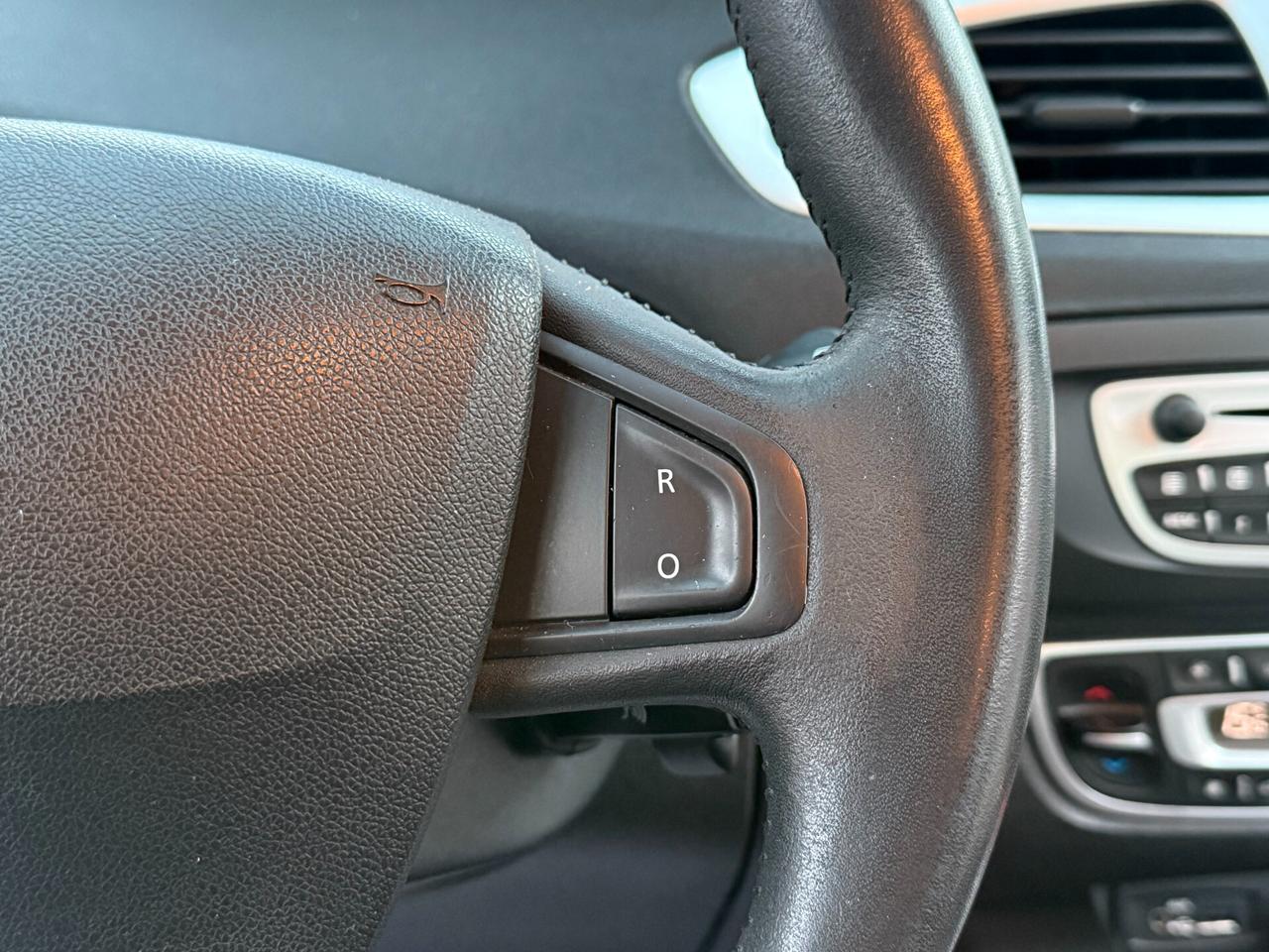 Renault Scenic X-Mod 1.5 dCi 110CV NAVI - 2009