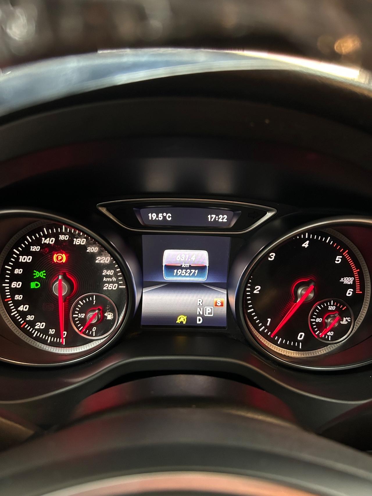 Mercedes-benz CLA 200 d S.W. Automatic Executive