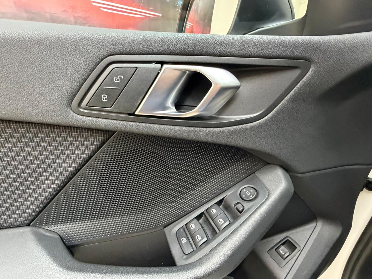 Bmw 116 116d 5p. Advantage