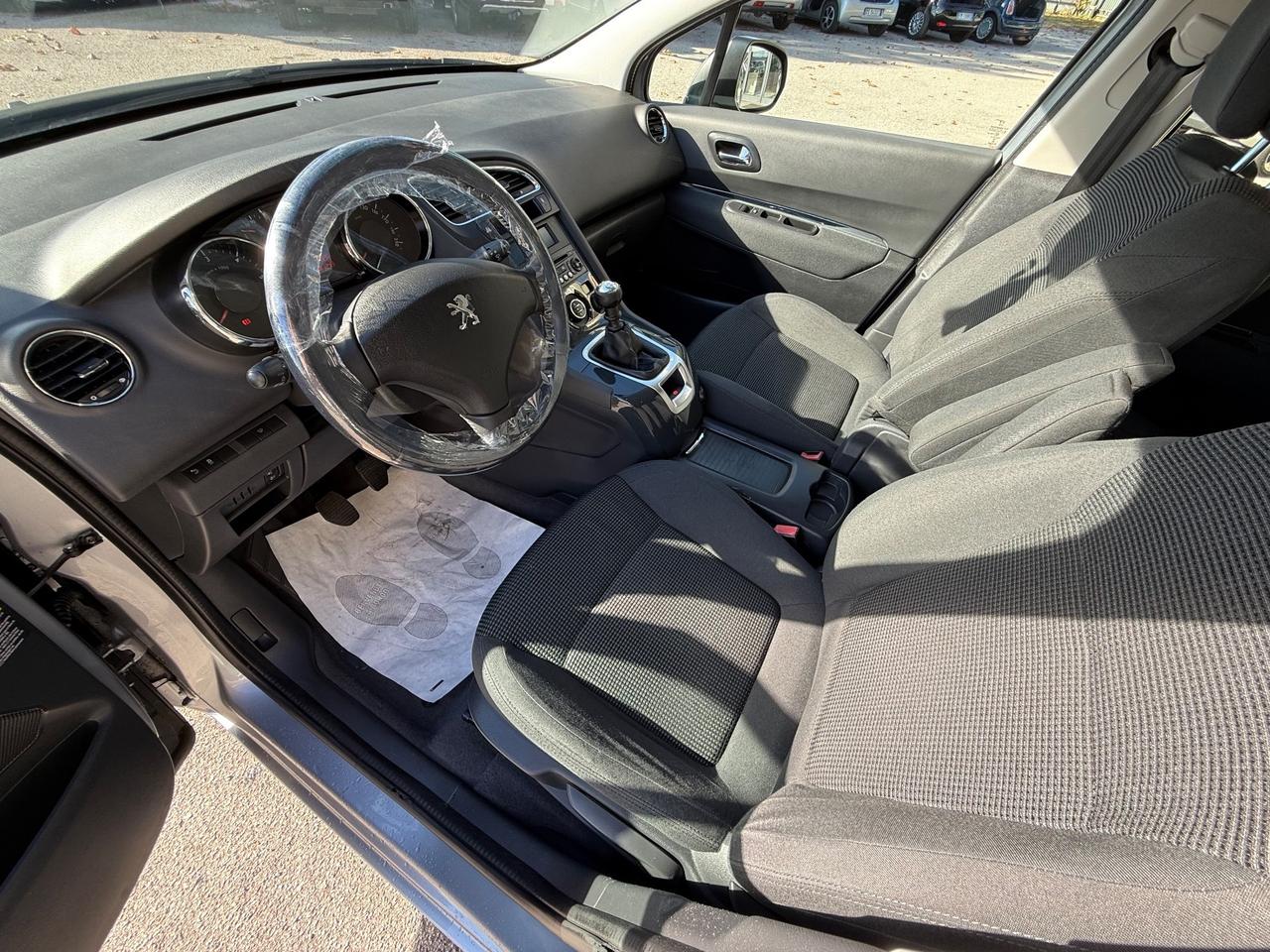 Peugeot 5008 BlueHDi 120 cv - 7 Posti