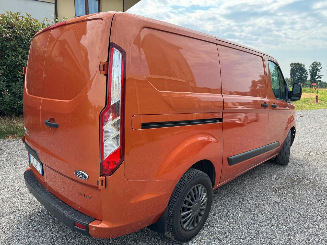Ford Transit Custom Transit Custom 300 2.0 TDCi 130 aut. PC Furgone Titanium