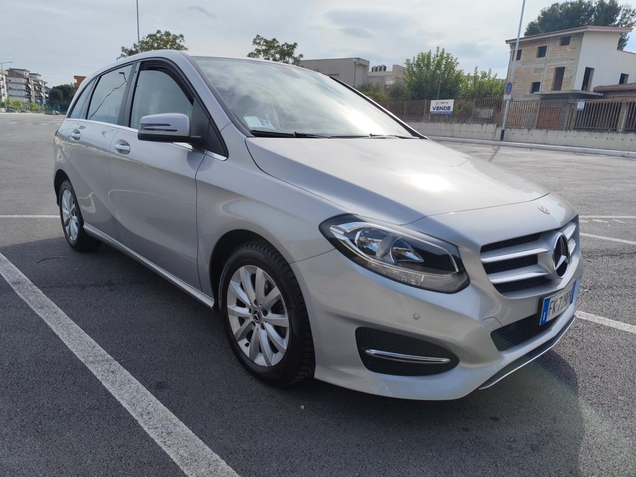 Mercedes-benz B 180 d FULL 70.000 KM