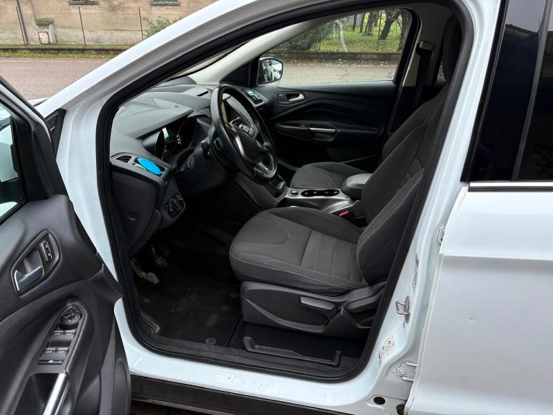 Ford Kuga 2.0 tdci Titanium 2wd s&s 120cv E6 OK NEOPATENTATO