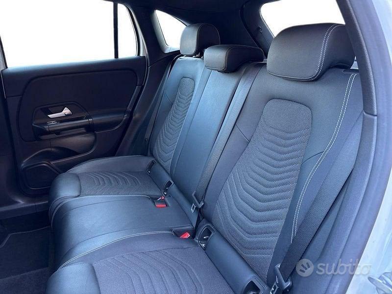 Mercedes-Benz GLA GLA-H247 2020 - 180 d Sport...