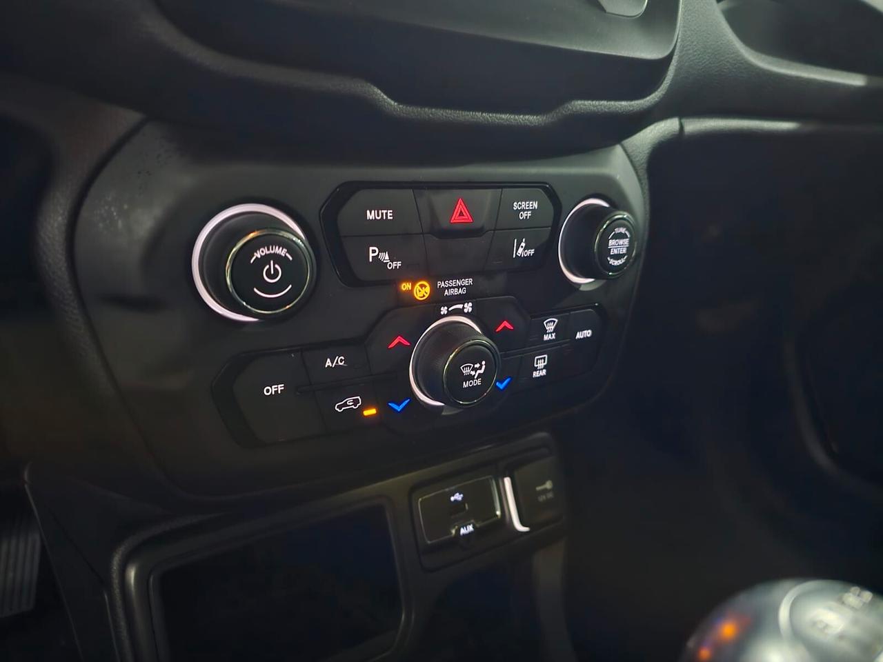 NUOVA JEEP RENEGADE LIMITED BLACK LINE 1.6 MJT 130CV