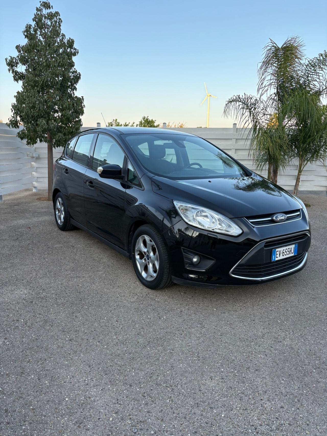 Ford C-Max 1.6 TDCi distribuzione e tagliando appena eseguiti