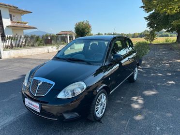 Lancia Ypsilon adatta a neopatentati