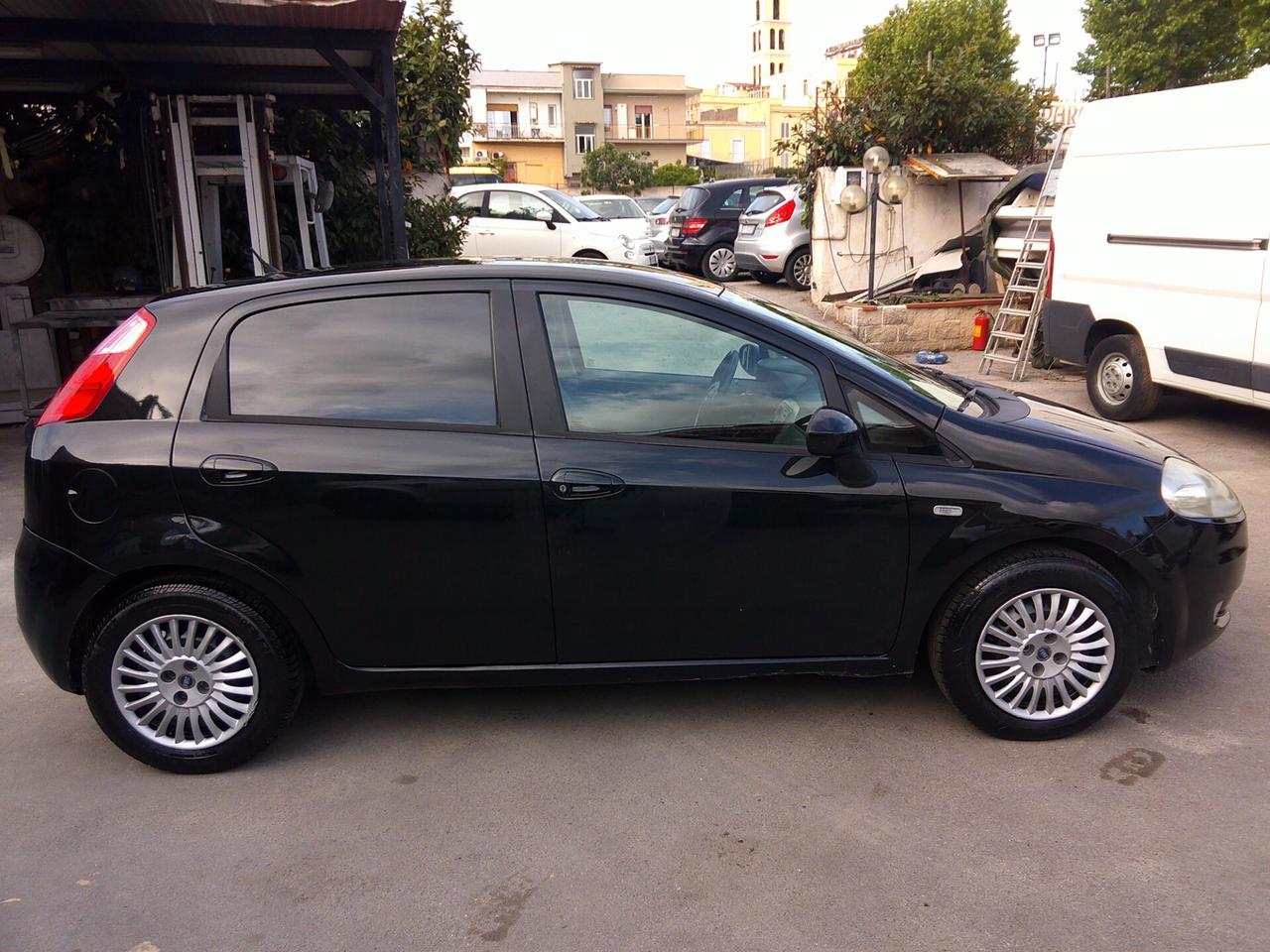Fiat Grande Punto Grande Punto 1.3 MJT 90 CV 5 porte Dynamic 06