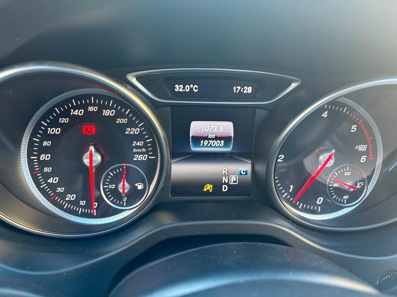 Mercedes-benz CLA 220 d S.W. Automatic Sport