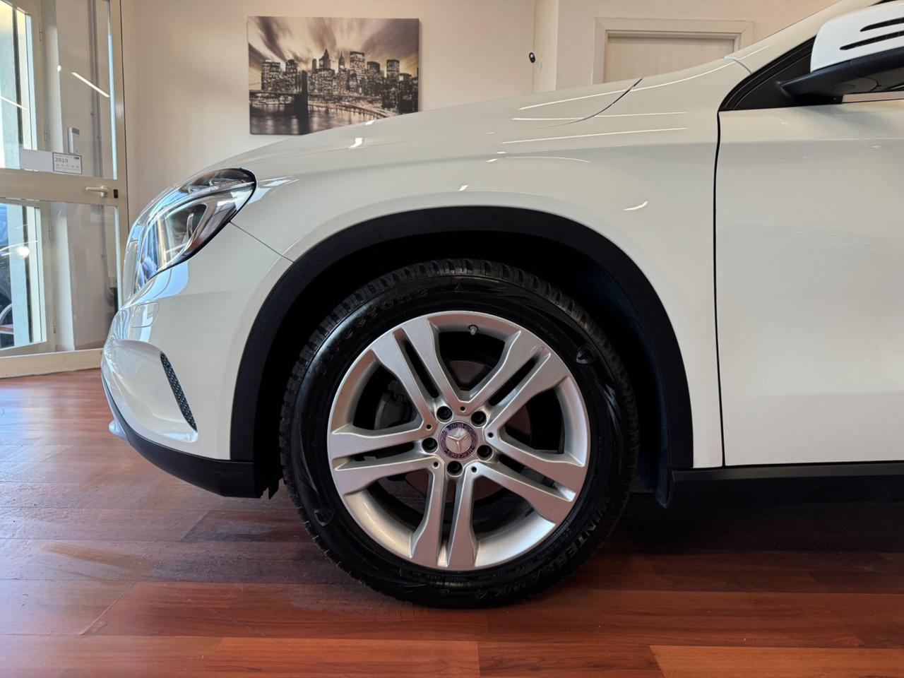 MERCEDES-BENZ GLA 200 d AUT. SPORT - 2017