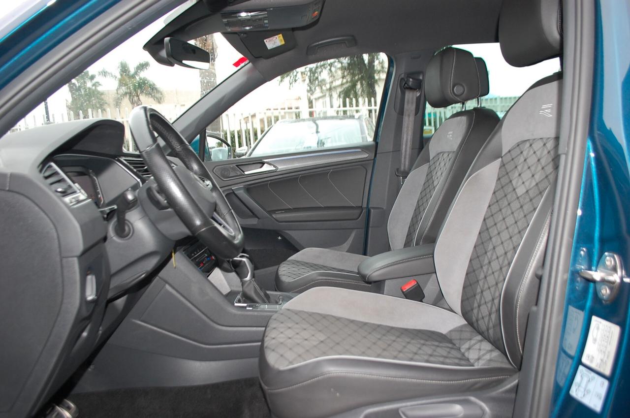 Volkswagen Tiguan 2.0 tdi R-Line 150CV dsg Uff Italy Navi Virtual