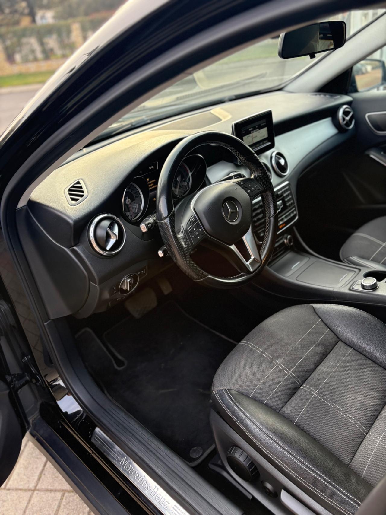 Mercedes-benz GLA 220 CDI Automatic 4Matic Executive