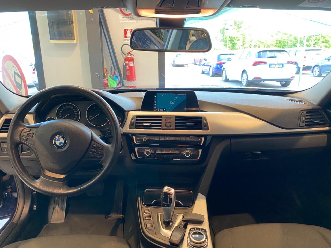 Bmw 318d Sw Automatico Xenon Navi Garanzia Full