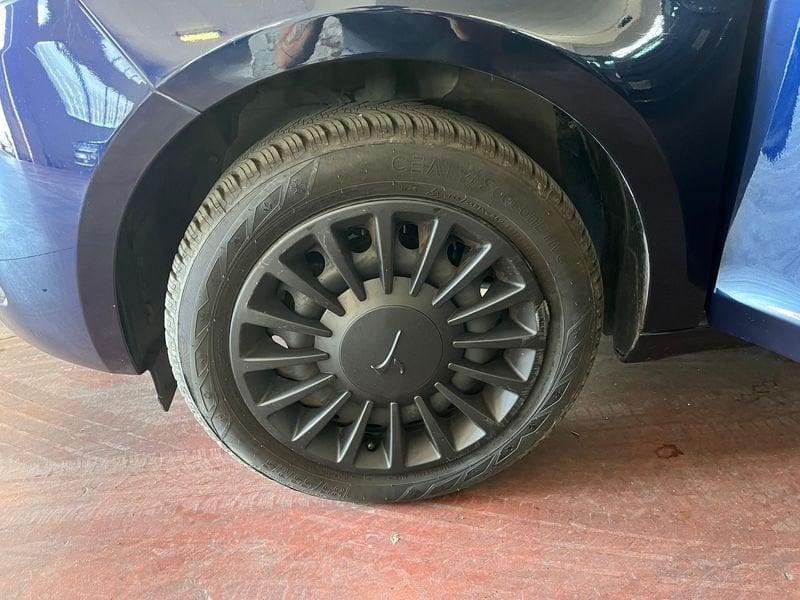 Lancia Ypsilon Ypsilon 1.2 69 CV 5 porte GPL Ecochic Elefantino Blu