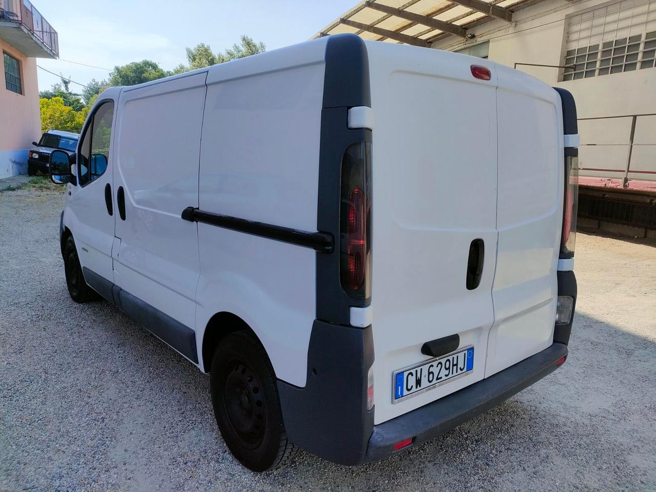 Renault Trafic 1.9 dCi IVA esclusa
