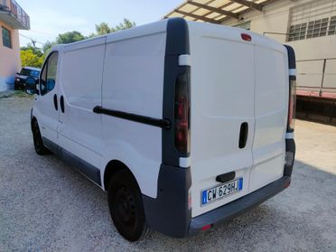 Renault Trafic 1.9 dCi IVA compresa