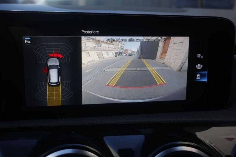 Mercedes-Benz CLA Mercedes-Benz CLA Shooting Brake 180 d Premium auto 85KW ANNO 2022