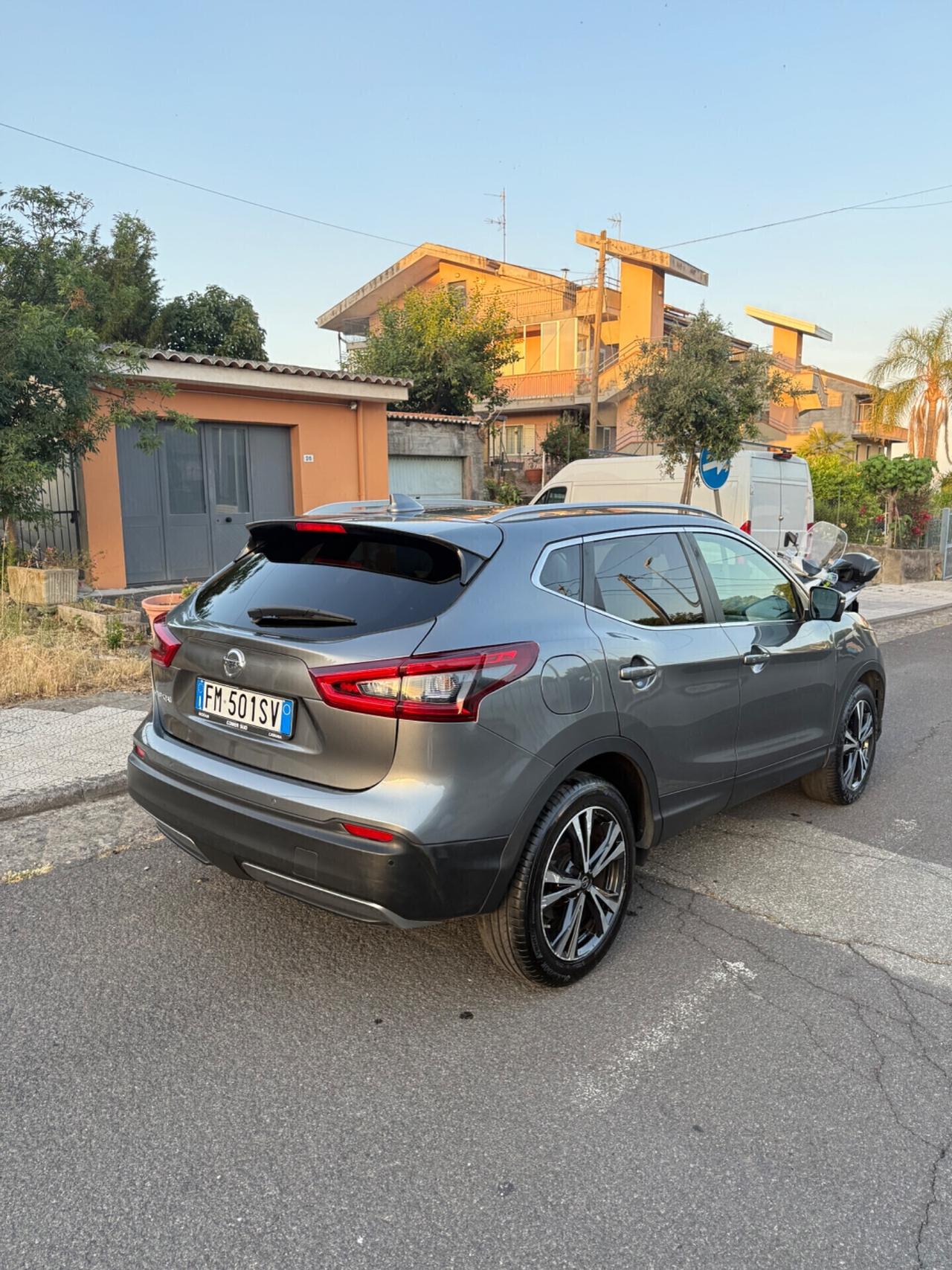 Nissan Qashqai 1.5 dCi Tekna tetto panoramico