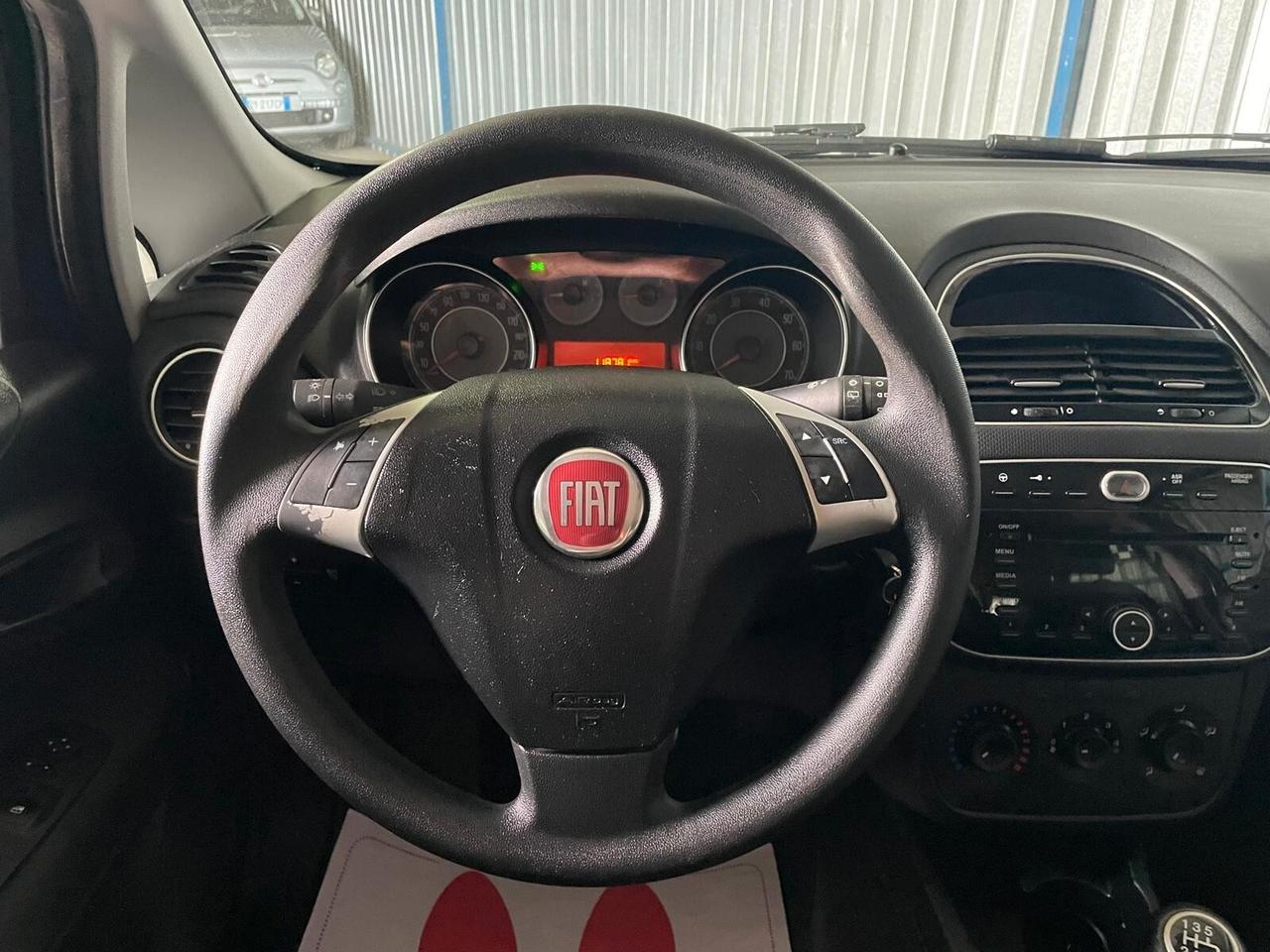FIAT GRANDE PUNTO 1.2 NEOPATENTATI