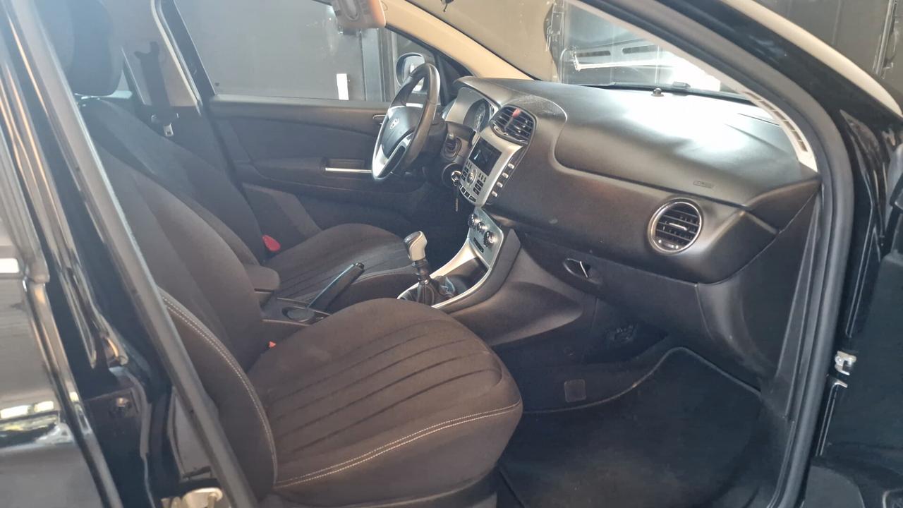 Lancia Delta 1.6 MJT DPF Silver