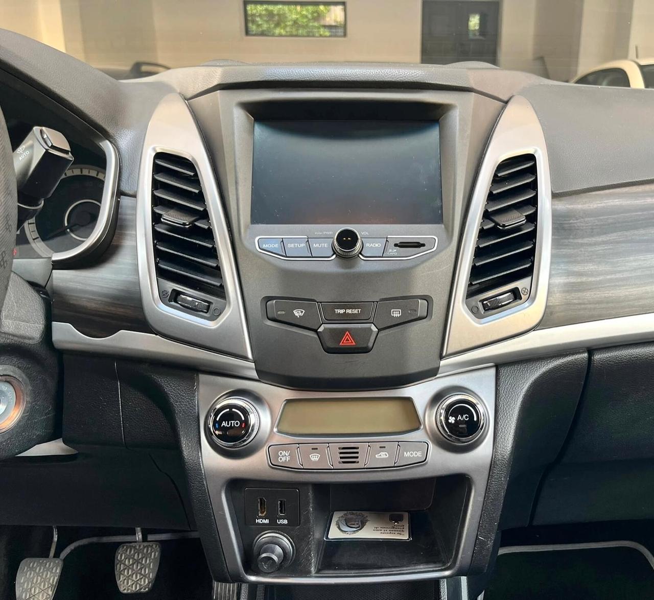 Ssangyong Korando 2.2 Diesel AWD MT Limited