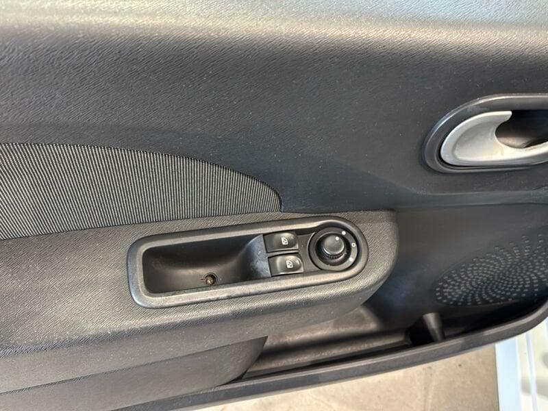 Renault Twingo 1.2 75cv