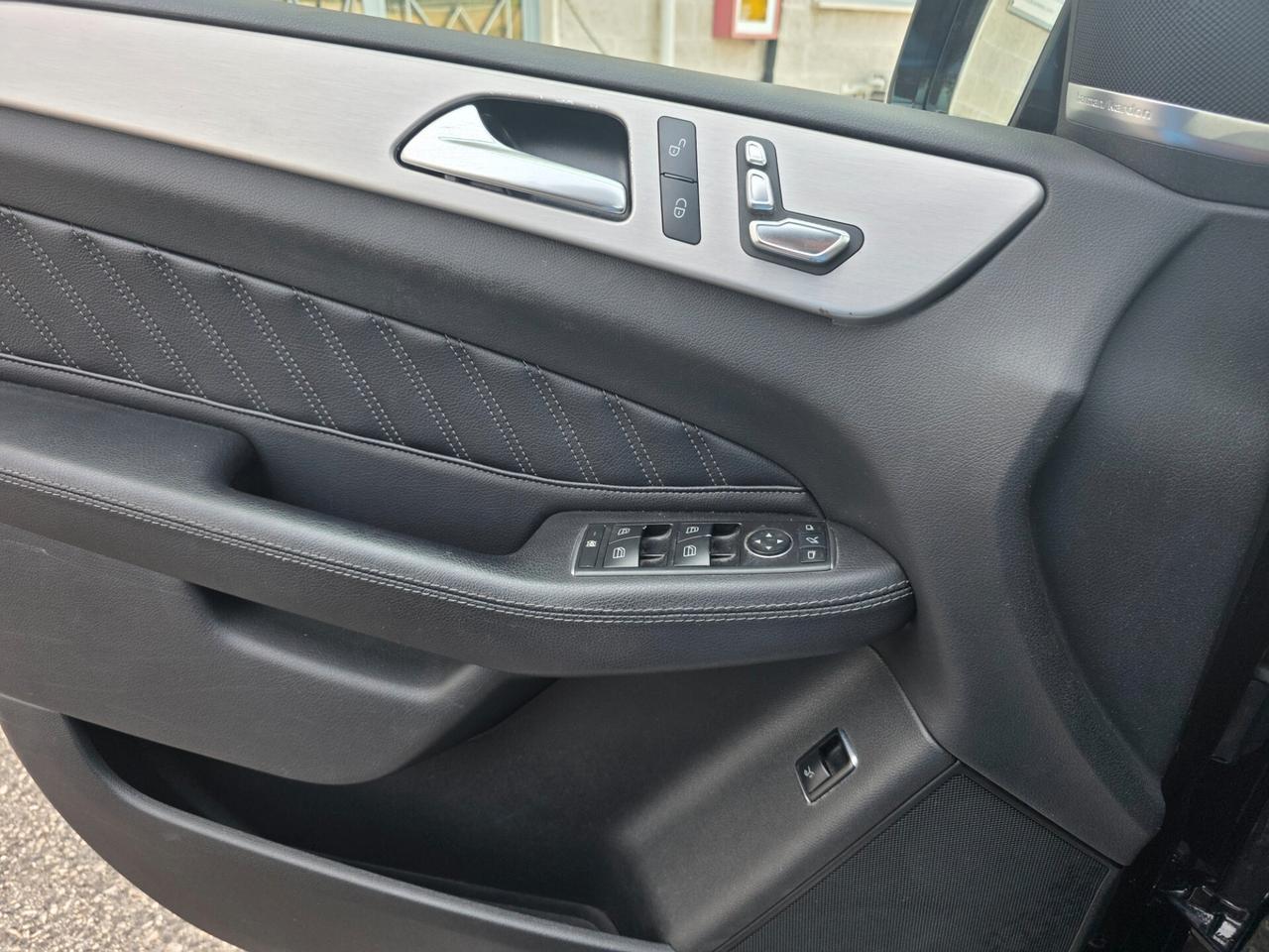 Mercedes-benz GLE 250 premium strafulll pedane pelle
