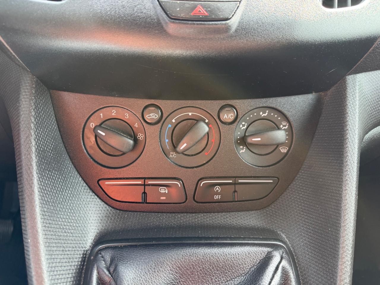 Ford Transit Connect 200 1.5 TDCi 120CV PC Furgone Trend