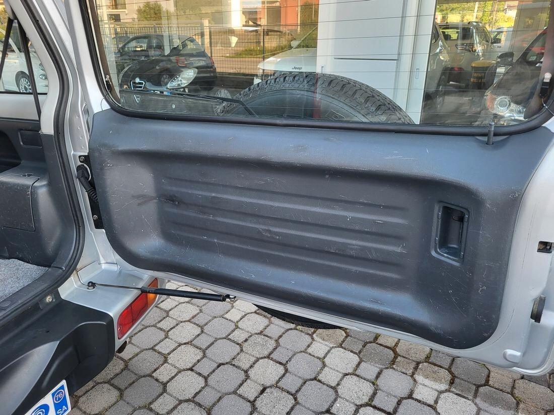 Suzuki Jimny 1.3i 16V 4X4 + RIDOTTE JLX *** UNICO PROPRIETARIO ***