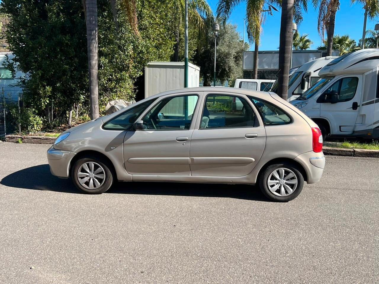 Citroen C4 1.6 HDi 110CV FAP Elegance