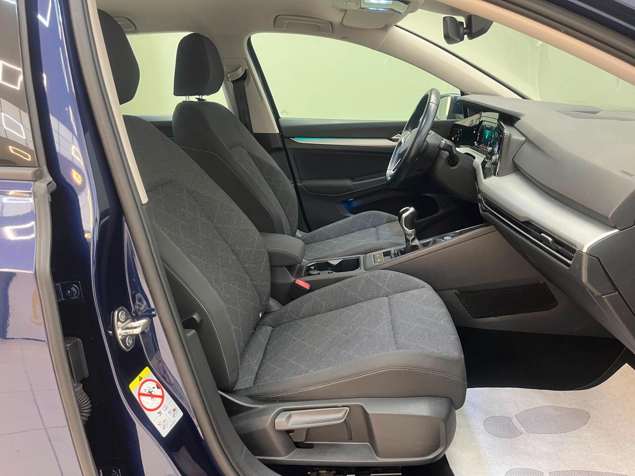 Volkswagen Golf, VIII 2021 1.0 tsi evo Life 110cv *IVA ESPOSTA*