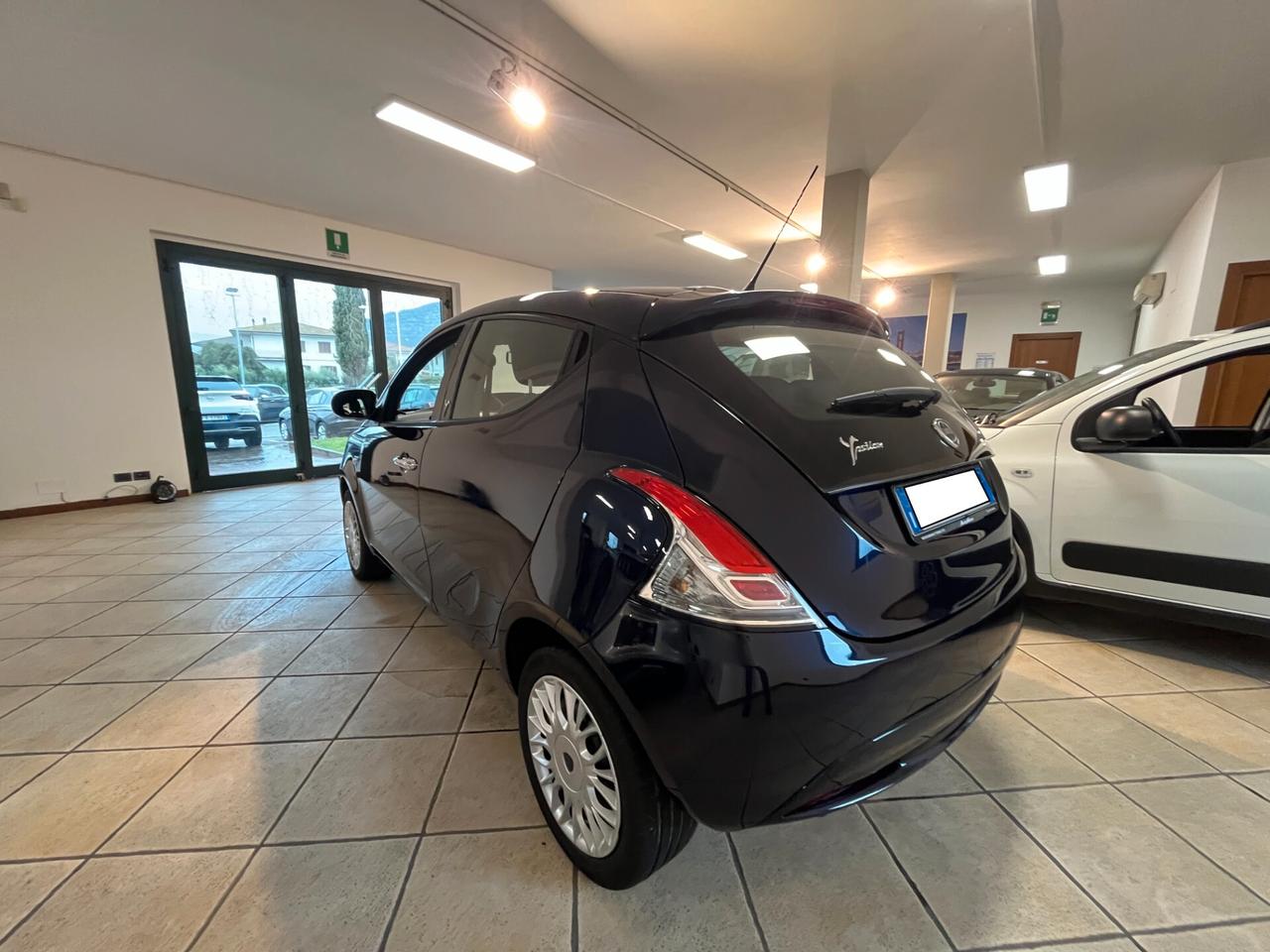 Lancia Ypsilon 1.2 69 CV 5 porte Gold